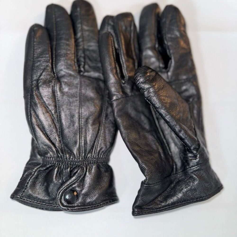 Women’s small faux leather gloves